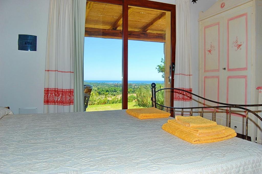 Li Teggi Turismo Rurale Bed & Breakfast San Teodoro  Room photo